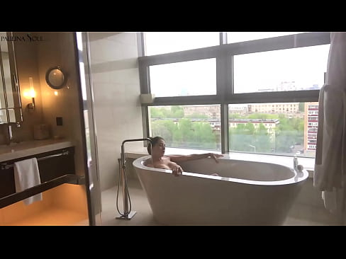 ❤️ En fantastisk babe som lidenskapelig rykker av seg fitta på badet Analvideo hos oss no.pornoxlxx.ru ️❤